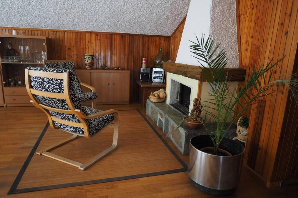 La Casa Degli Ospiti Apartment Morbegno Bagian luar foto